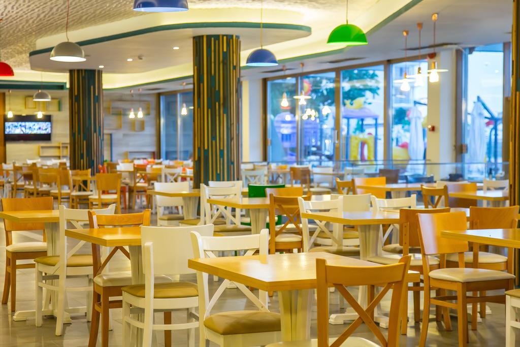 Hotel Riviera Mamaia Luaran gambar