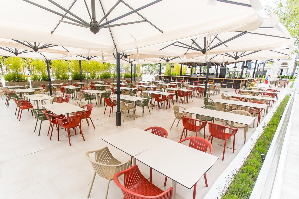 Hotel Riviera Mamaia Luaran gambar